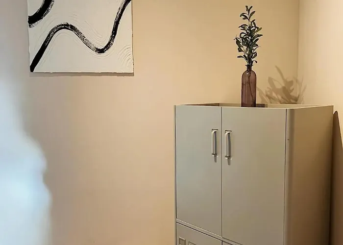 Stilvolle Stadtwohnung - Self Check-in Mit Guten Parkmöglichkeiten *