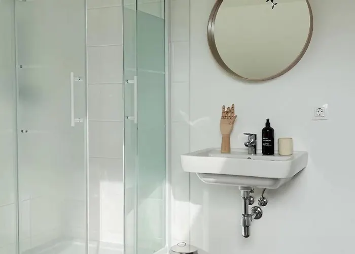 Stilvolle Stadtwohnung - Self Check-in Mit Guten Parkmoeglichkeiten *